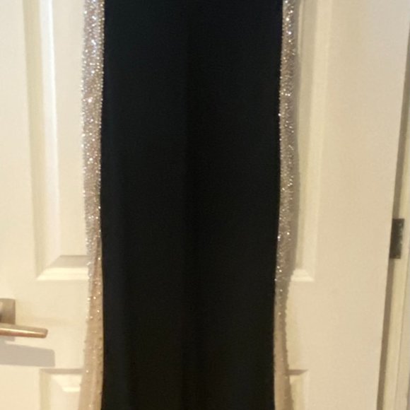 XSCAPE Caviar Bead Maxi Gown - Picture 2 of 4